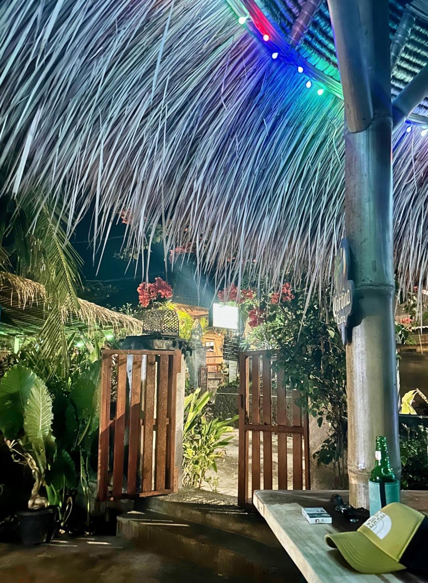 Island Garden Huts Lembongan Bed & Breakfast Exterior photo