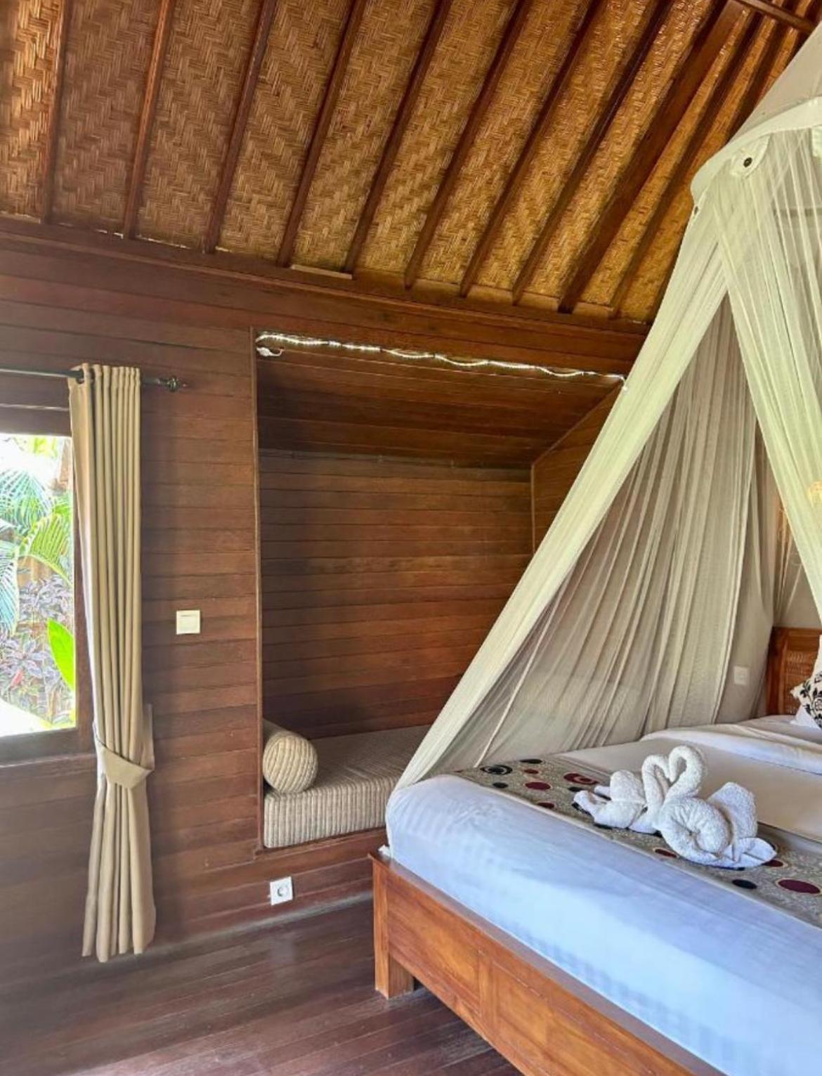 Island Garden Huts Lembongan Bed & Breakfast Exterior photo