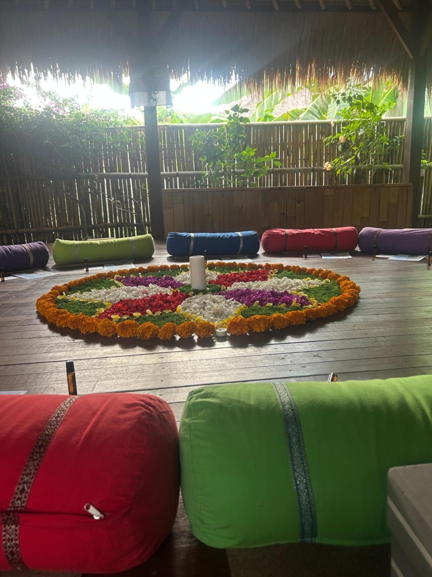 Island Garden Huts Lembongan Bed & Breakfast Exterior photo